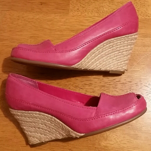 aerosoles application peep toe wedges